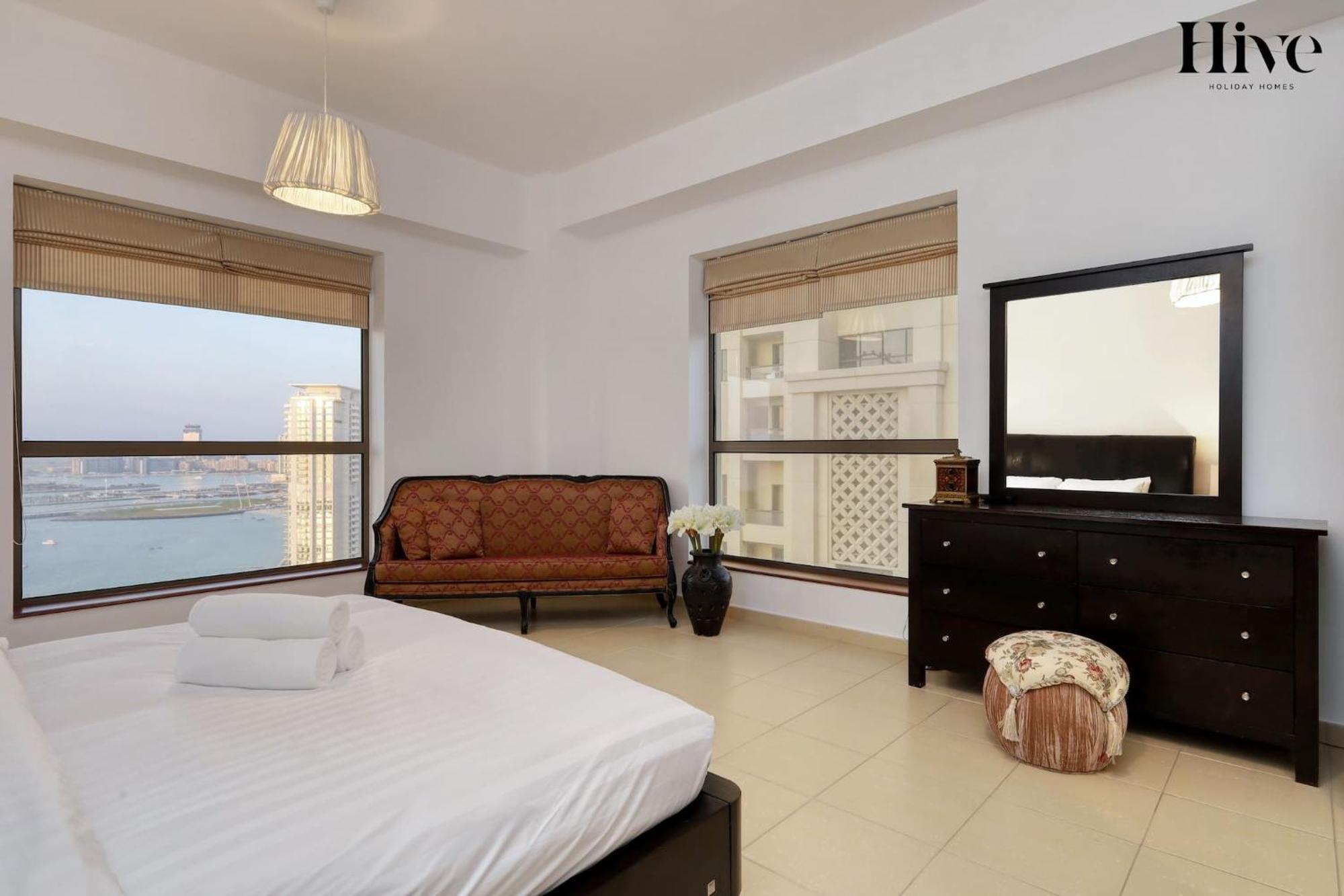 3 Bed In Jbr With Sea Views Apartamento Dubai Exterior foto