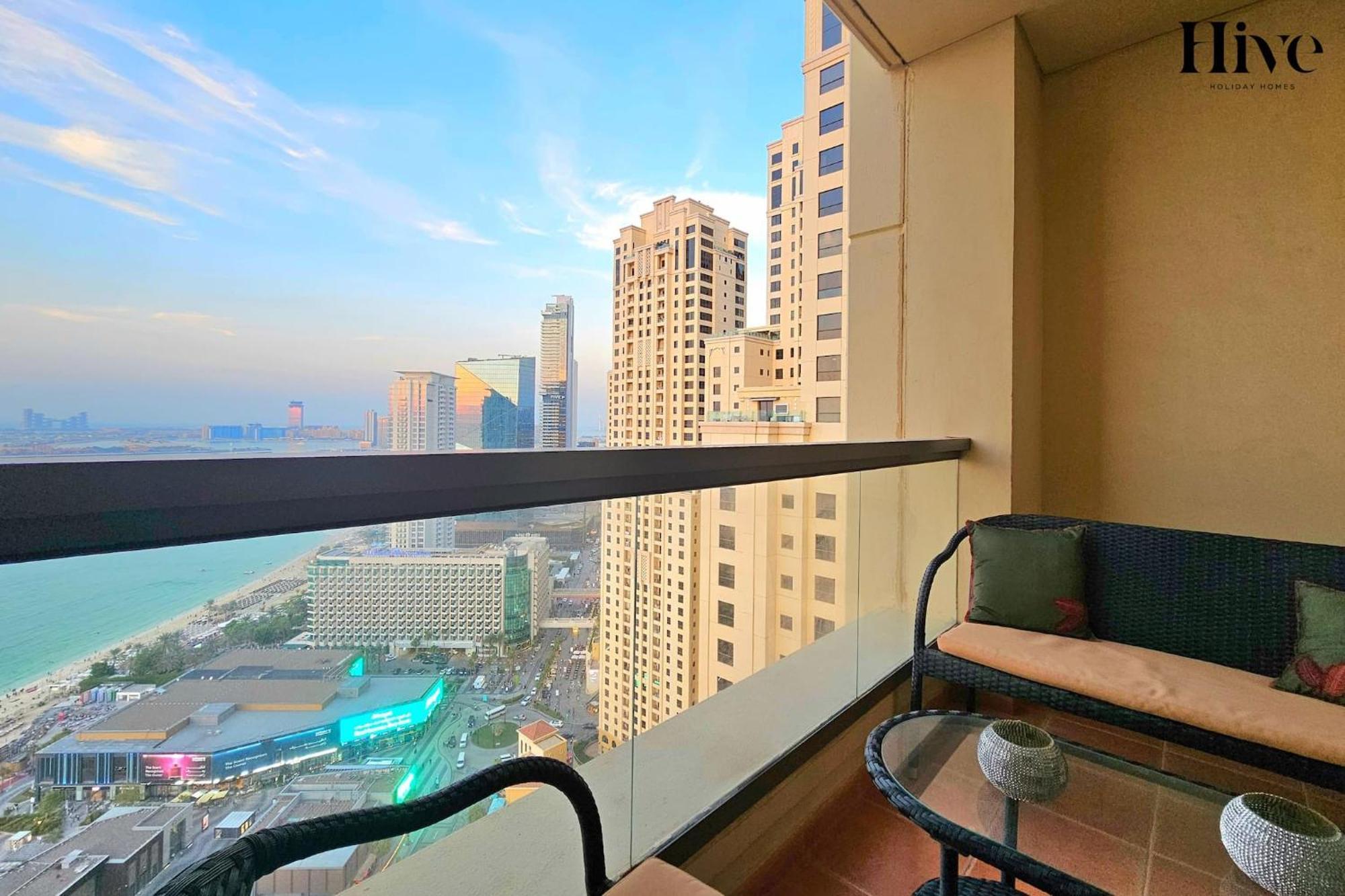 3 Bed In Jbr With Sea Views Apartamento Dubai Exterior foto